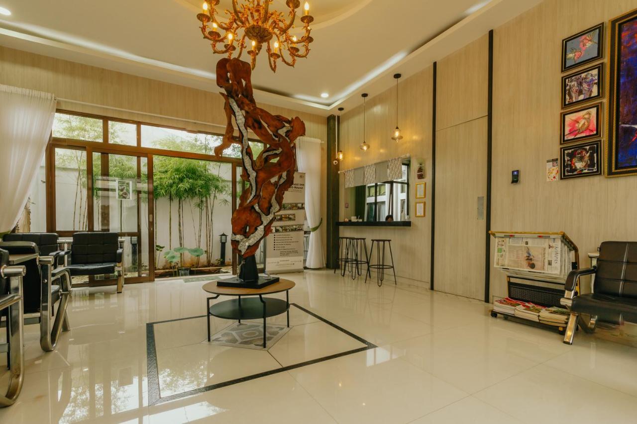 Urbanest Inn House Slipi จาการ์ตา ภายนอก รูปภาพ