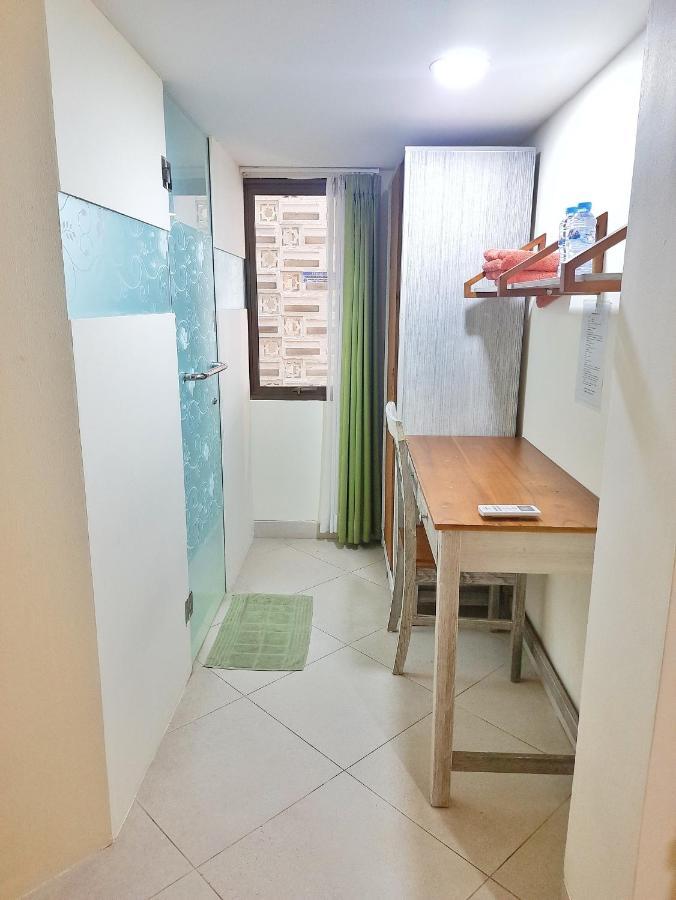 Urbanest Inn House Slipi จาการ์ตา ภายนอก รูปภาพ